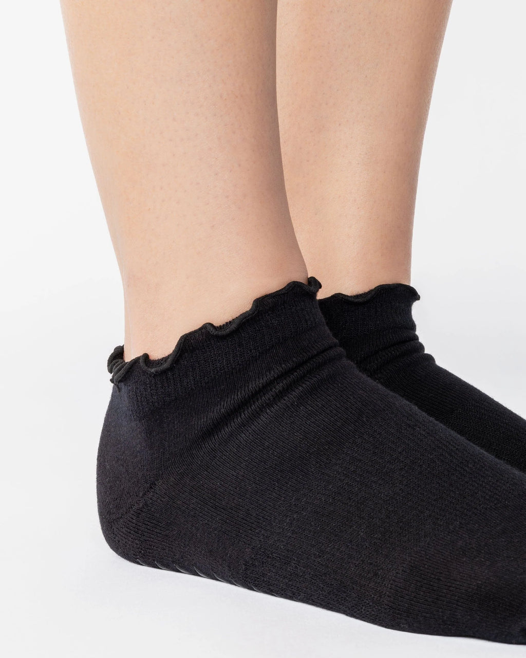 Ruffle Black Full Foot Grip Sock